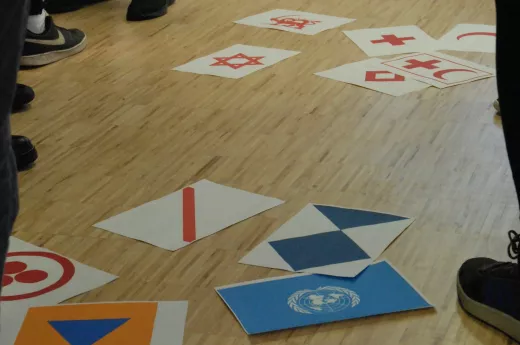 Verschiedene Schutz- und Kennzeichen