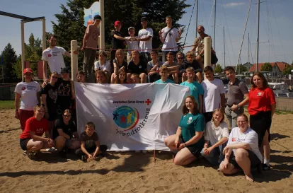 Die Teilnehmden und das Betreuerteam des JRK-Ferienlagers 2024